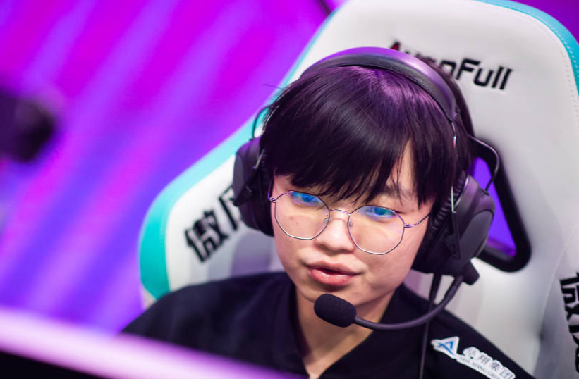 无畏契约圣地亚哥大师赛EDG队伍精彩亮相